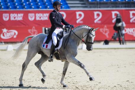 Thomas Carlile (FRA) sits in second aboard Upsilon