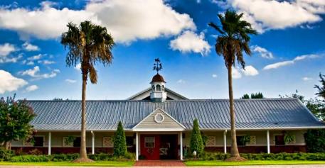 Client barn in Cypress, Texas (Photo: Jill Garrett Photography)