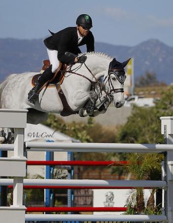 Eduardo Menezes and Clear Me. Photo by McCool Photography