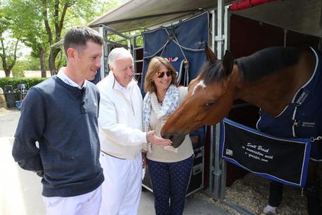 Lord Harris visits his stable superstar, Hello Sanctos, ahead of the Grand Prix.