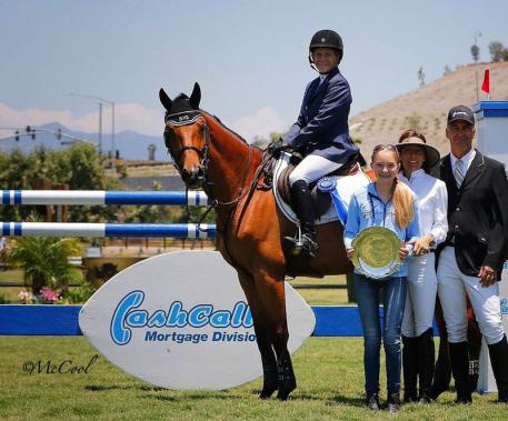 Susie Hutchison and SIG Firecracker with the DeLong family (Photo: McCool)