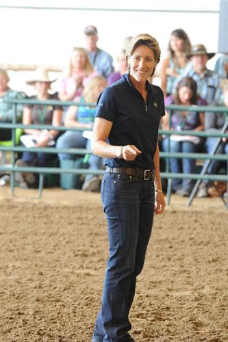 Equestrian sports psychologist Dr. Jenny Susser passes on her knowledge at a clinic 