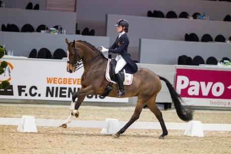 Antonia Arl and Equestricons Ziggy