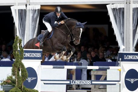 Winner of the 6 year old class at FEI World Breeding Jumping Championships™ for Young Horses at Laneken was "Van Mierlo"