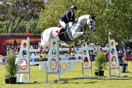 Andrew Cooper Australia riding Evergem Perfection placed third.