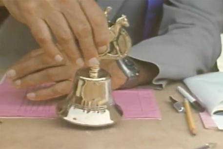 The dressage bell rings