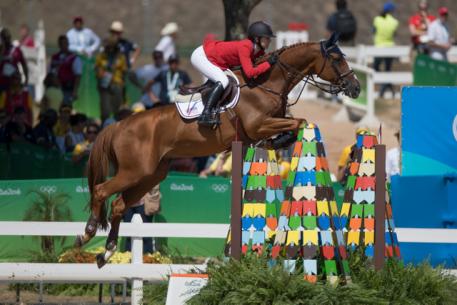 Lucy Davis and Barron produced one of the three clear rounds that ensured Team USA shared the lead after the first round of Team Jumping at Deodoro Olympic Park in Rio de Janeiro (BRA) today. (Dirk Caremans/FEI)