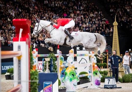 American Devin Ryan and Eddie Blue took second position at the Longines FEI World Cup Jumping Final.