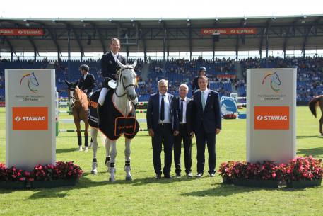 Eduardo Menezes (BRA) and Caruschka
