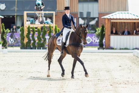 Emma Dougall AUS Belcam Bear in the CCI4* Luhmühlen 2016.