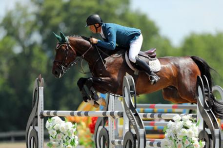 Gavin Moylan and Pernod on their way to a $30,000 HITS Grand Prix win. 