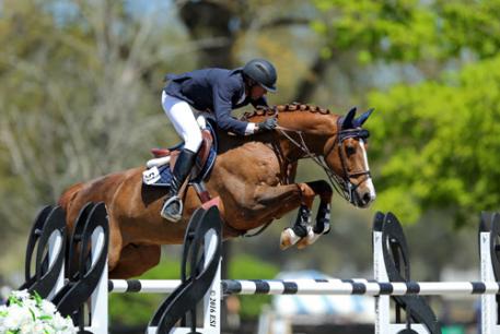 Harold Chopping and Basje on their way to a $30,000 HITS Grand Prix win. 