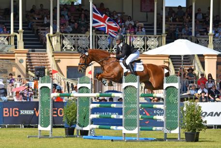 Hazel Shannon and Clifford cruised home to win today’s FEI Classics™ at the Australian International 3 Day Event in Adelaide. 