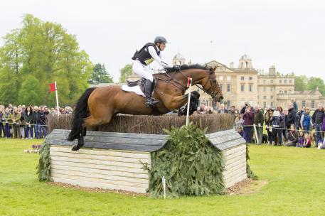Olympic silver medallists Ingrid Klimke (GER) and Horseware Hale Bob OLD take over the lead on a very influential cross country day at Badminton, fourth leg of the FEI Classics™.
