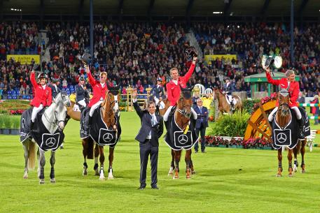 ank Kemperman, Otto Becker and Carl Meulenbergh.