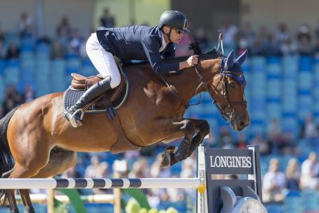 1st Round It's fingers and toes crossed for the host nation who hold the lead going into the final day of the Jumping team competition at the Longines FEI European Championships 2017 in Gothenburg (SWE) tomorrow, after today's brilliant last-to-go clear round from the Olympic silver medal-winning partnership of Peder Fredricson and H&M All In