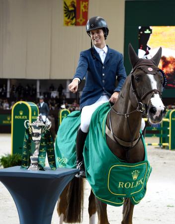 Pedro Veniss and "Quabri de l'Isle", winners of the "Rolex Grand Prix" at the CHI Geneva 2016