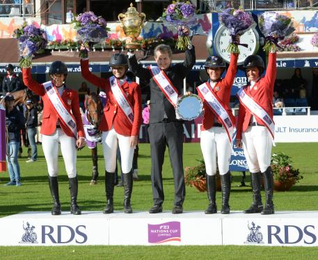 Winning Team USA Laura Kraut,Lillie Keenan, Chef d'Equipe Robert Ridland, Lauren Hough,and Elizabeth Madden