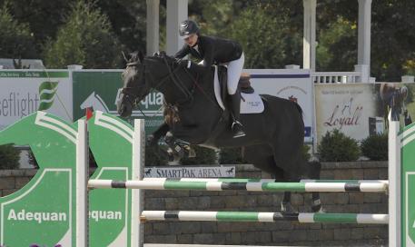 Sienna Partipilo and Alanda in the Junior Jumpers.