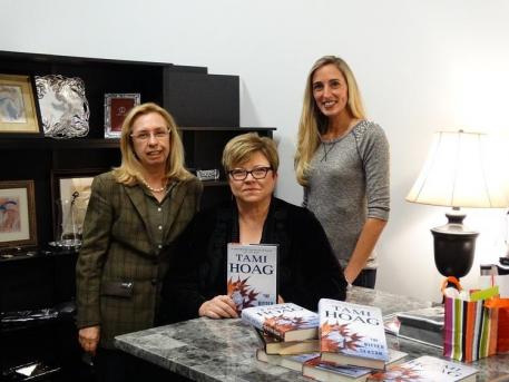 Tami Hoag, Michele Hundt, ShowChic, Shop Talk, 2016