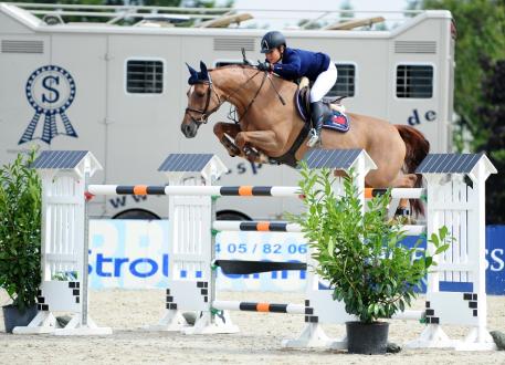 Isheau Wong claimed an individual qualifying spot for Chinese Taipei at the Group G FEI Olympic Games qualifier staged in Hagen (GER) today. (FEI/Fotodesign gr.Feldhaus)