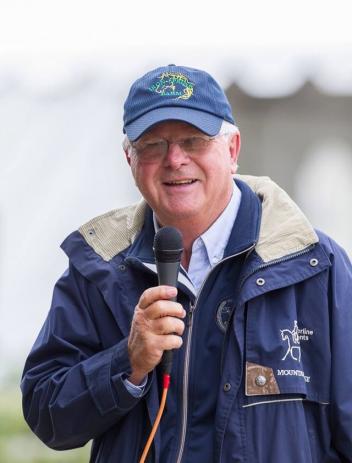 Watch live streaming of the Mid-Winter Dressage CDI-W/Y/J/U-25 featuring expert commentary by FEI 5* (ret) judge Axel Steiner.