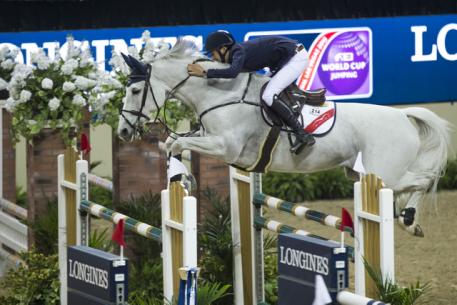  Ireland’s Bertram Allen and the brilliant grey mare, Molly Malone, won the opening Speed competition of the Longines FEI World Cup™ Jumping 2015 Final at the Thomas & Mack arena in Las Vegas, USA. (FEI/Dirk Caremans)