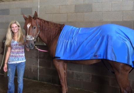 Youth Barrel Racing Champion Rylee Elliot and her Quarter Horse Mare “Kiki” Sporting the Equi Cool Down Body Wrap.(All photo’s courtesy of Rylee Elliot)