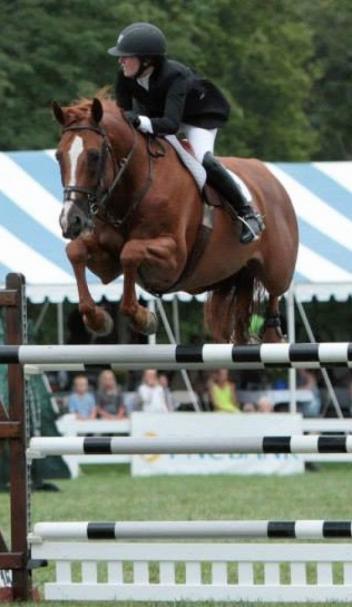 Caitlin Hope and Total Touch in the jump-off. Photo by Kate Morgenstern Lopez.