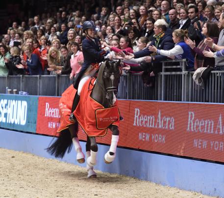 Charoltte Dujardin break yet another record for the Freestyle at the Olympia, The London International Horse Show 
