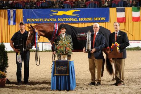 Grand Amateur Owner Hunter Champion Golden Rule and Stephanie Danhakl (c) Al Cook - alcookphoto.com