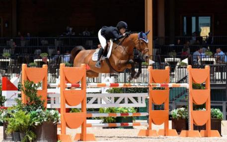 Kira Kerkorian and Nightfire 25 (Photo: ©LizCrawleyPhotography)