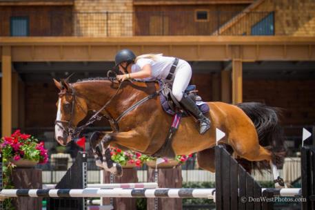Kristen Vanderveen and Bull Run's Eternal (Photo:©Don West Photography)