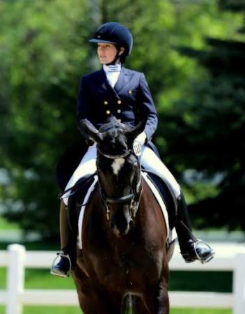 Lisa Marie Andrews on Graphite in the FEI Prix St Georges at Lamplight in Chicago, Illinois. (Photo: Mary Phelps)