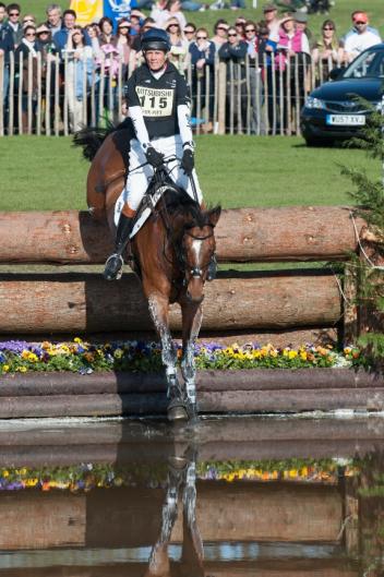World number one William Fox-Pitt (GBR), winner of last year’s FEI Classics™ - the popular Eventing series linking the world’s six four-star events - will take on an elite group at Les Etoiles de Pau (FRA), the first leg of this year’s series, with two former CCI4* winners Parklane Hawk (pictured) and Seacookie, the horse he rode to victory in Pau twelve months ago. 